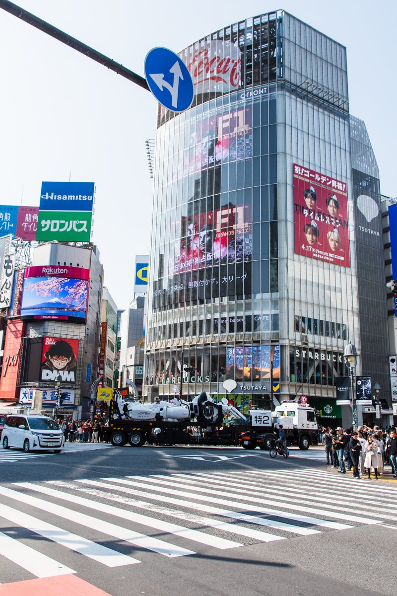 訪日外国人もビックリ
渋谷スクランブル交差点
パトレイバー
#イングラム出動