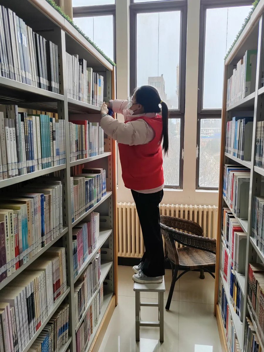 Eli Grba tweet media