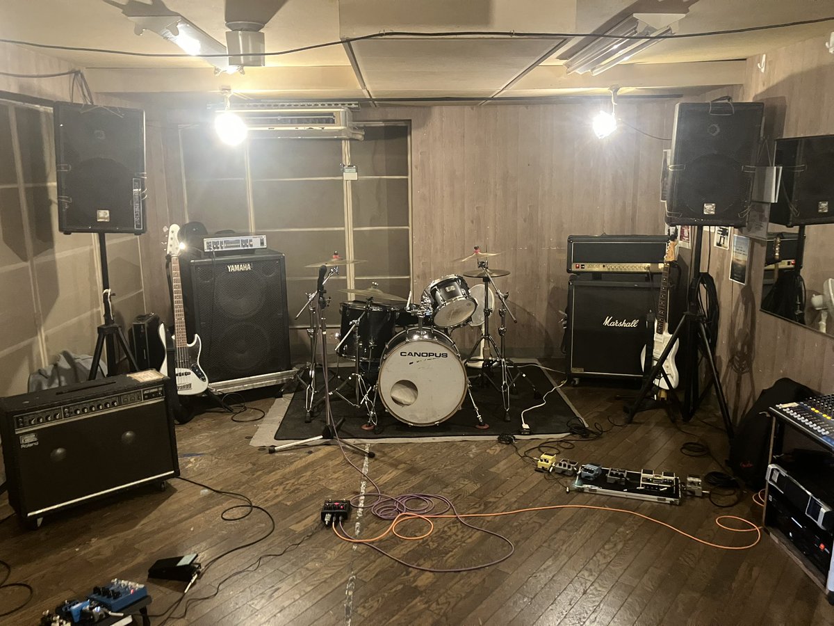 LIVING ONLY RECORDS tweet media