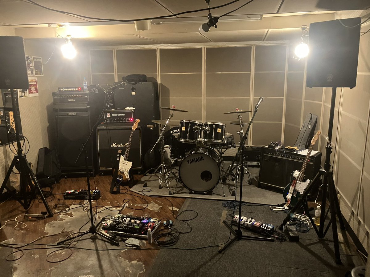 LIVING ONLY RECORDS tweet media