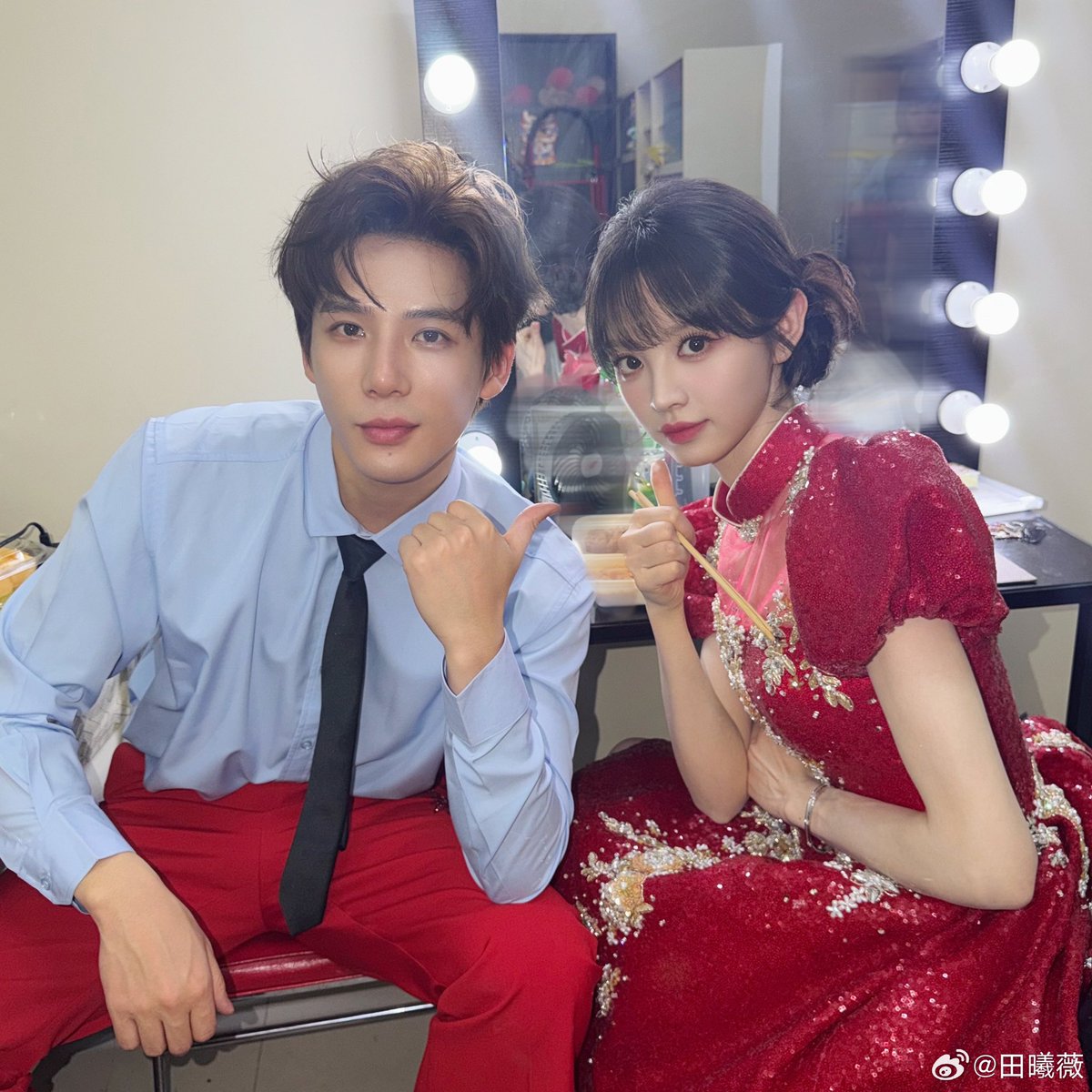 luvutianxiwei's tweet photo. I think that fans want to Tian Xiwei and Wang Anyu to collaborate in the drama. but we don’t forget that they have a friendship, not CP and of course this may be the reason why they don’t work together. and I don’t want to see their relationship involved in business. 🥺

I don’t know but the future is unpredictable...