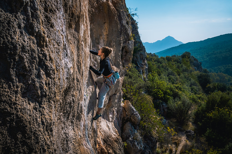 Travis Mitchell tweet media