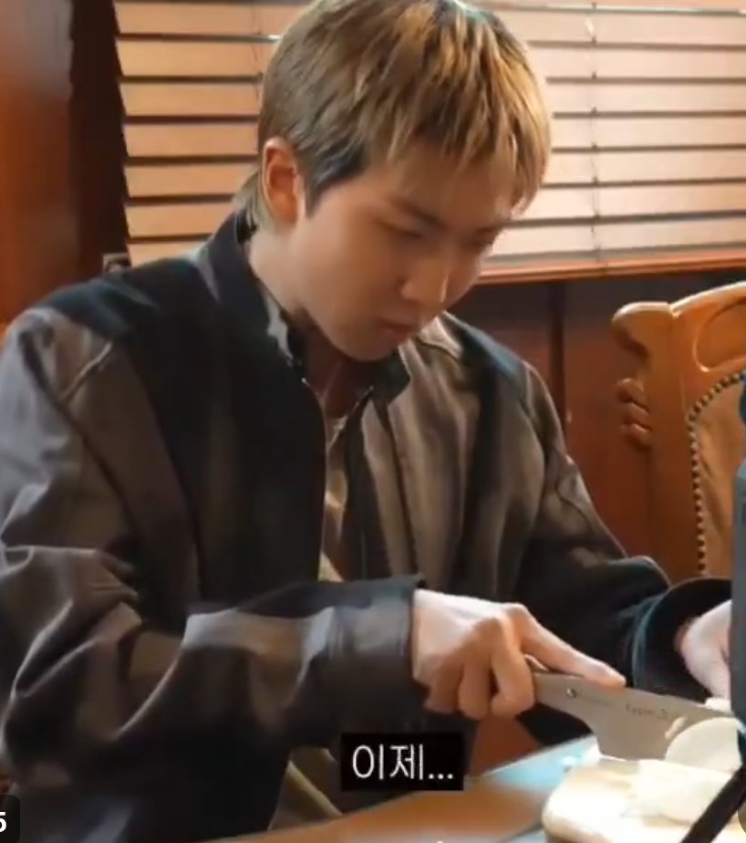 delV🐯🐰 tweet media