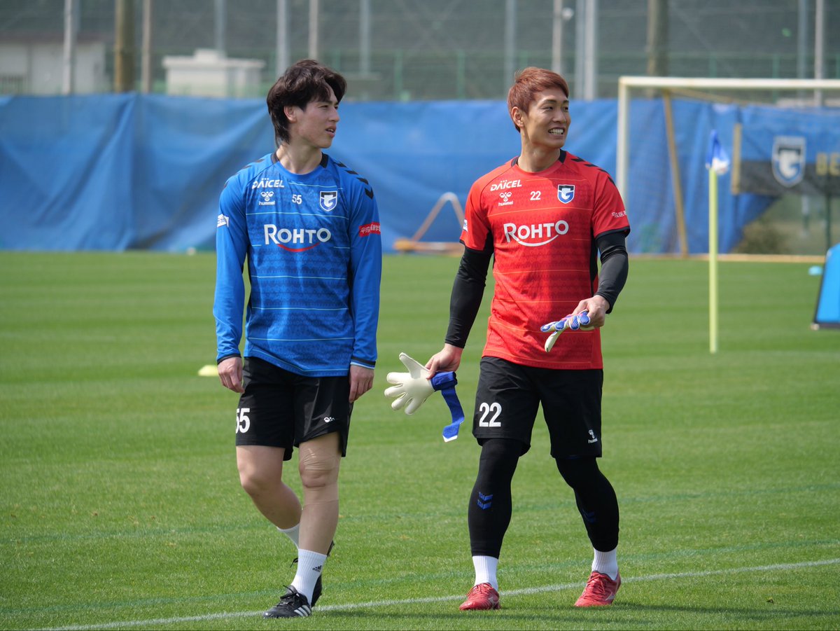 快晴の中、良い雰囲気でトレーニング☀️ #ガンバ大阪 #GAMBAOSAKA
