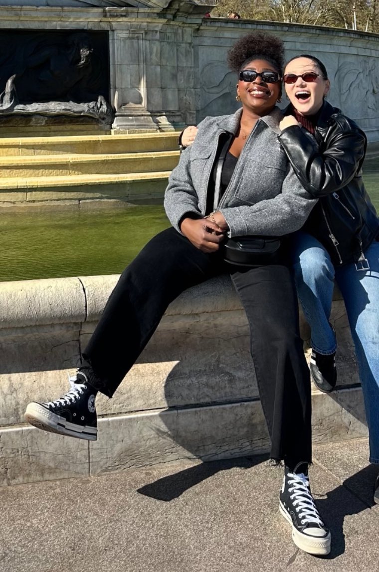 c.r.a.i.g tweet media