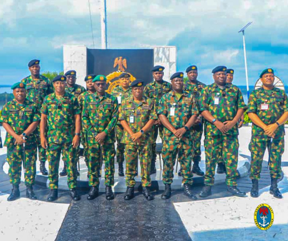 NigerianNavy's tweet photo. ARMY–NAVY SYNERGY DEEPENS AS GOC 6 DIVISION ENGAGES EASTERN NAVAL COMMAND
#NigerianNavy
#OnwardTogether
#interagencysynergy
#operationalsynergy https://t.co/6yP5tTeruB