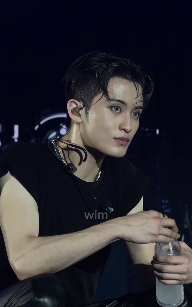 𝗼𝗻𝗹𝗲𝗲𝗺𝗮𝗿𝗸🐯 tweet media