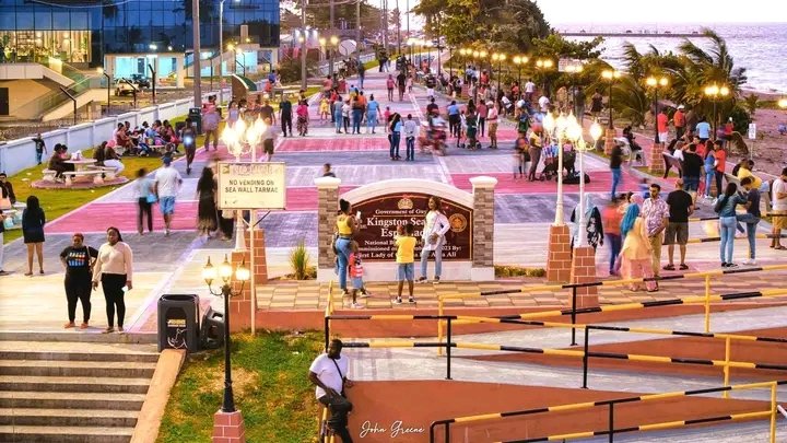 GRAND 🧢 tweet media