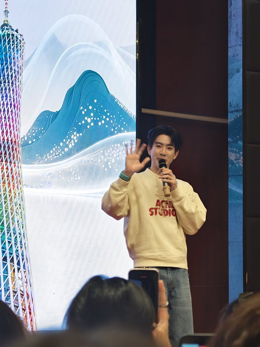 FuGui019 tweet media