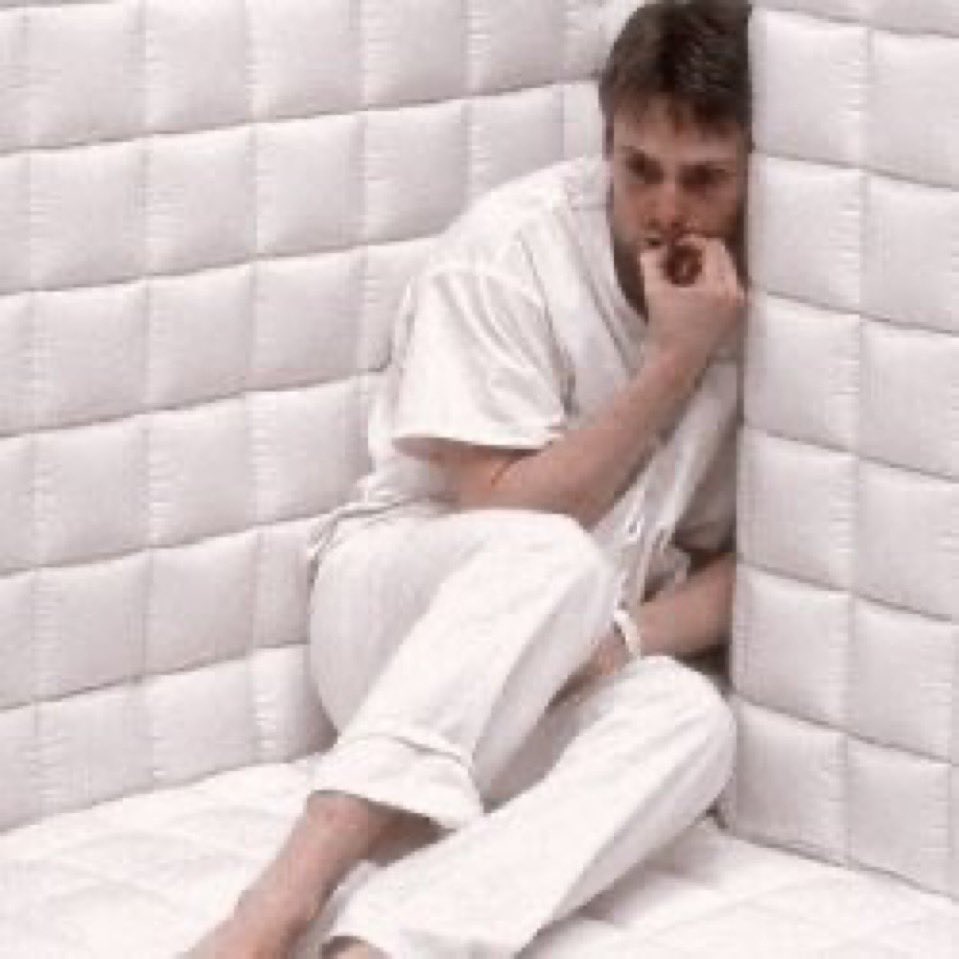 طازة tweet media