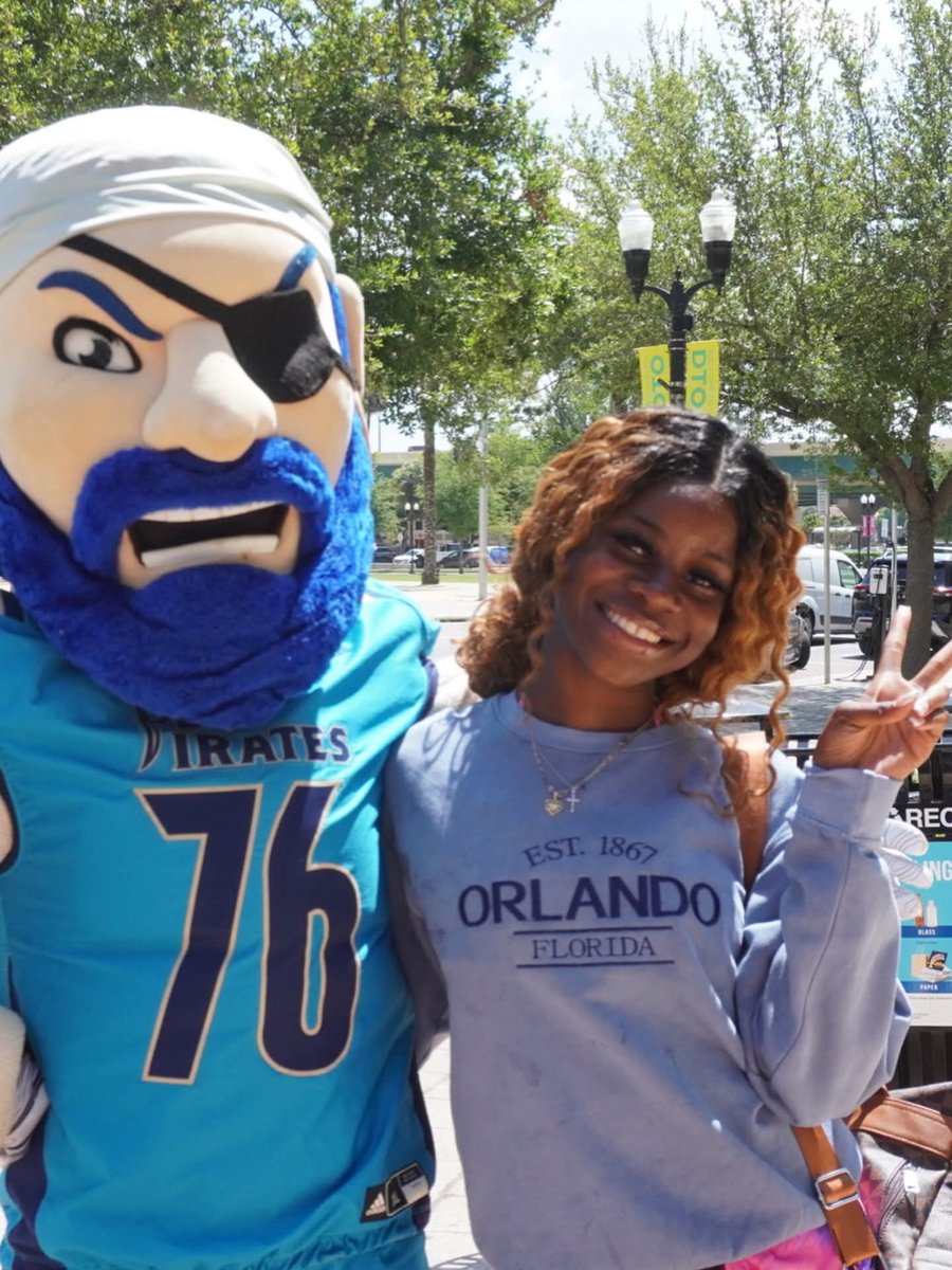 OrlPirates's tweet image. In the heart of downtown Orlando at City Hall, meeting the city and building something bigger than the game.

Orlando knows what’s coming. 🏴‍☠️

#orlandopirates #downtownorlando #communityfìrst #runthesouth