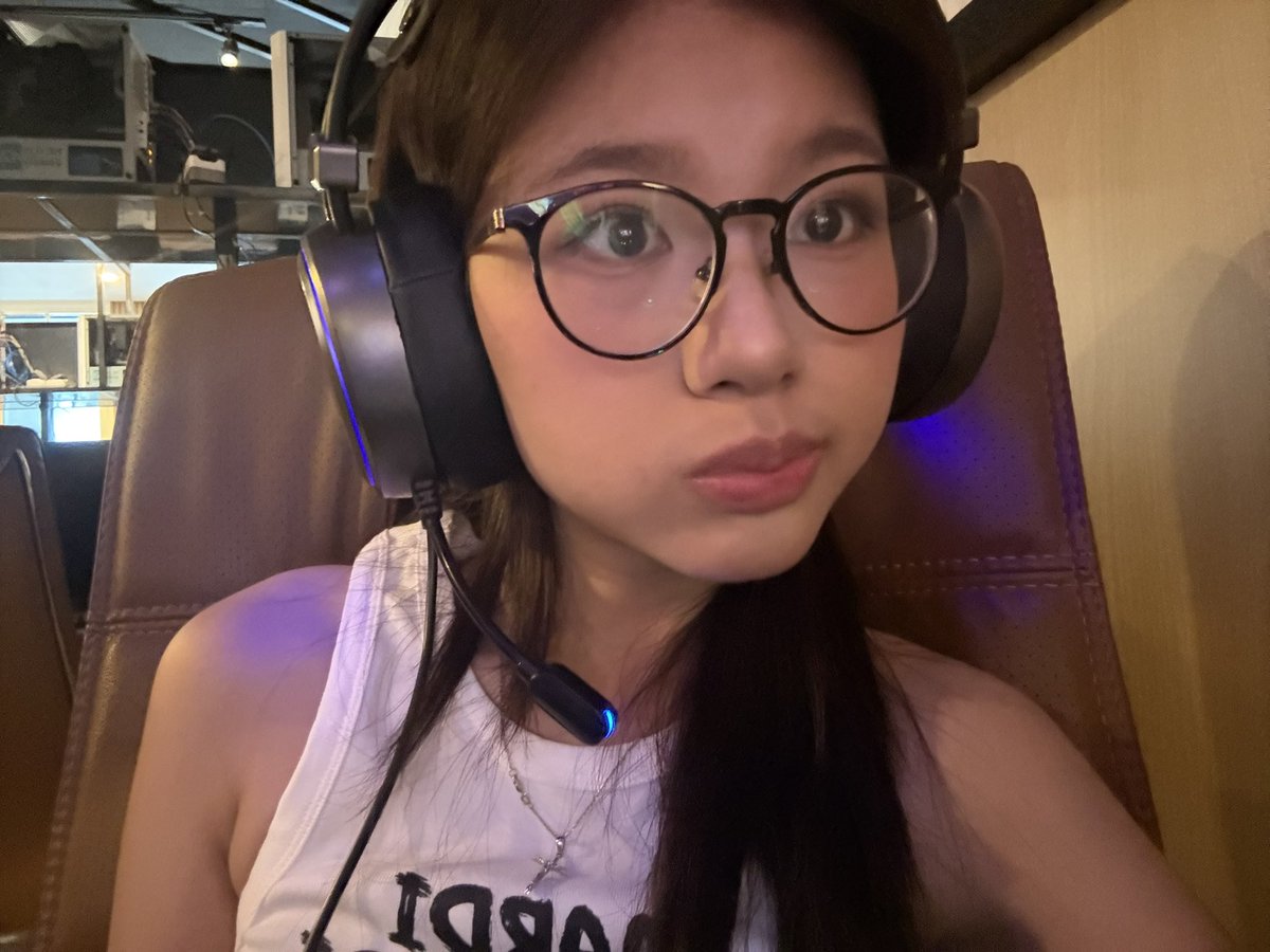 🐈‍⬛ tweet media