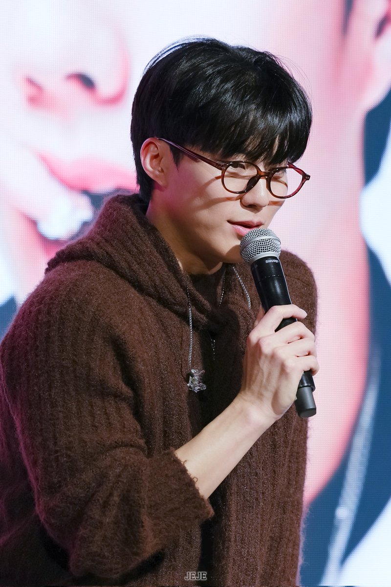 JEJE_PJU's tweet photo. [260321 UPSDAY 1부]

박제업 HQ

#박제업 #제업 #PARKJEUP #JEUP #パクジェオプ #ジェオプ https://t.co/Su2LBlbn2x