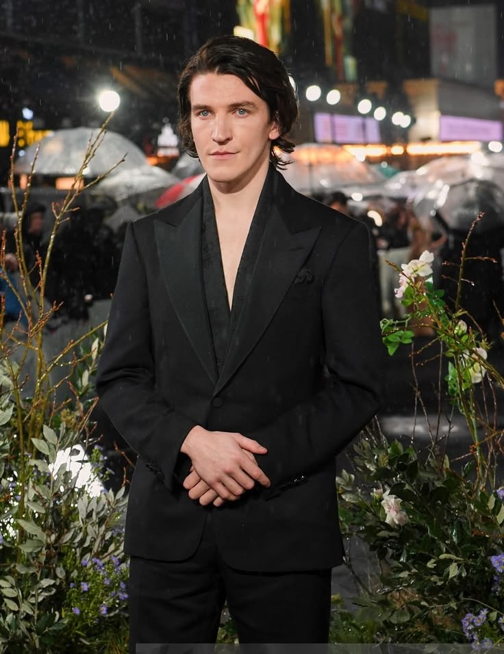 chinoknows tweet media