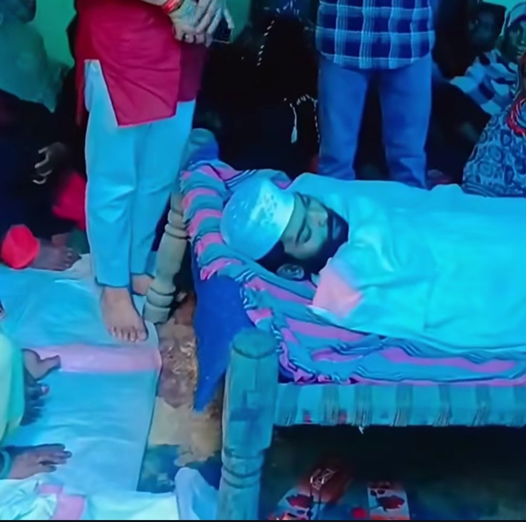 Karishma Aziz tweet media