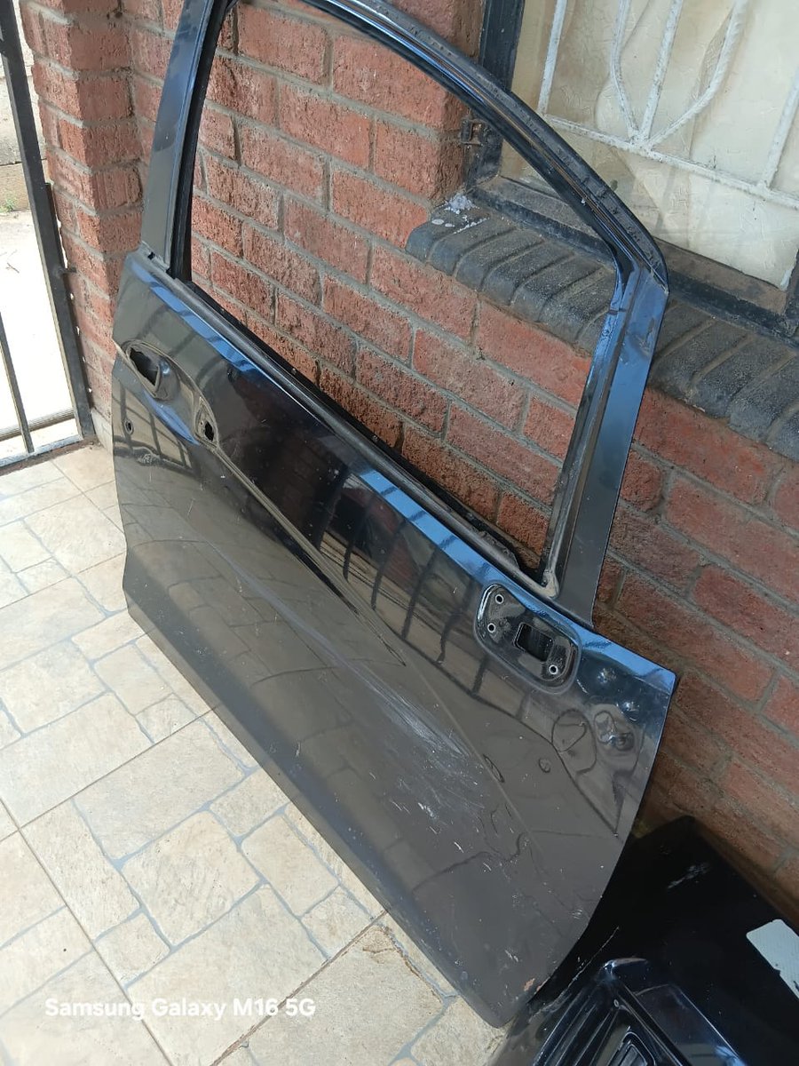 Brianworldwide2's tweet image. Honda Fit Gp5 -gk3 Front Bumper, Right door and Side door Panels available for Sale in Bulawayo 📍‼️.##carparts #CarEssentials #Bulawayo
