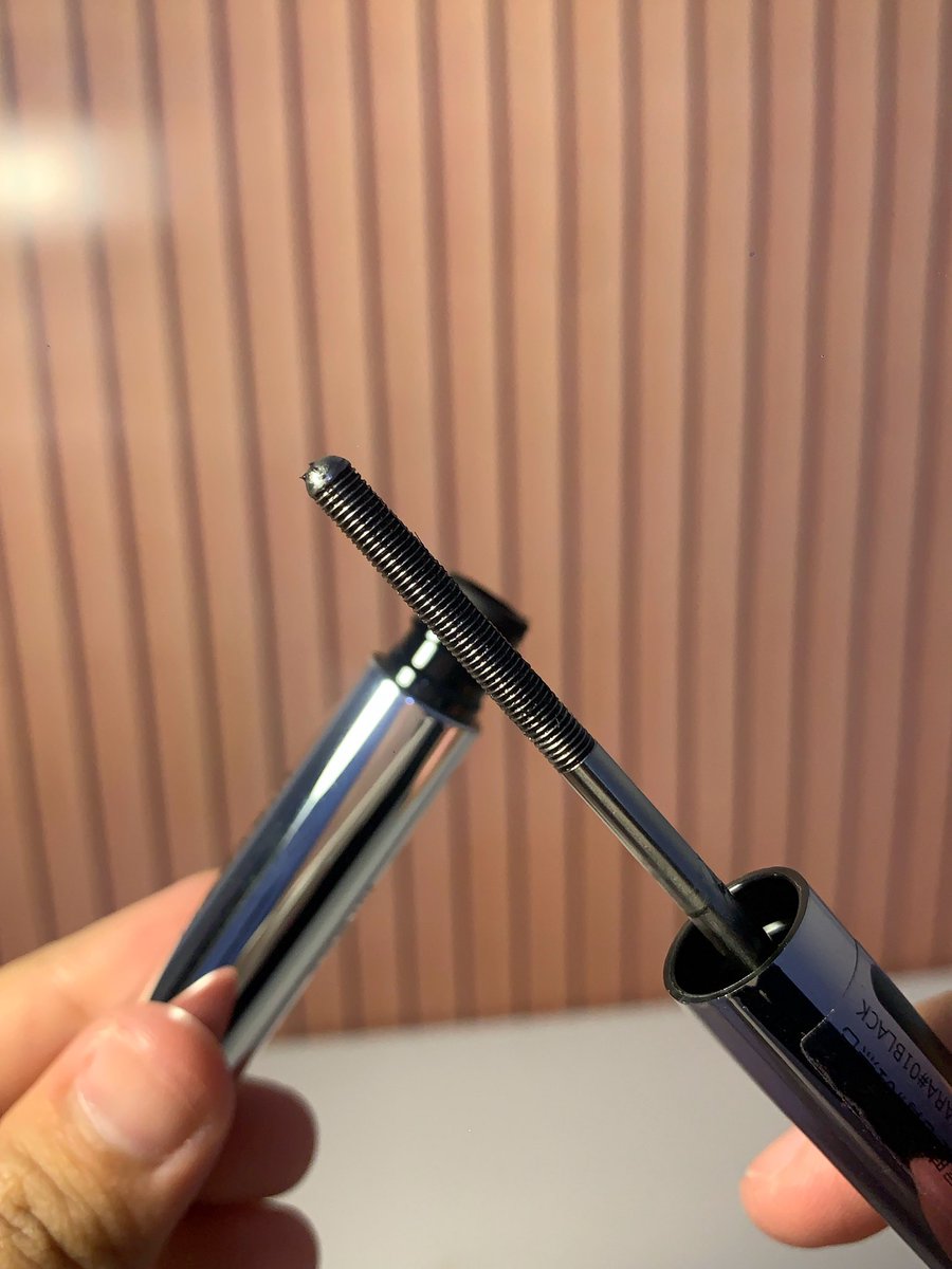 rere 𝜗ৎ tweet media