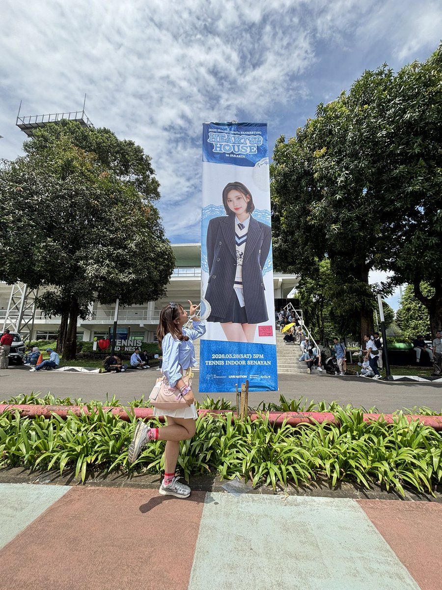 b⭑.ᐟ tweet media