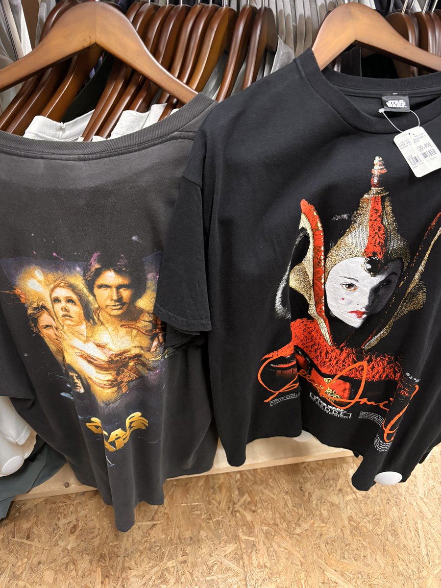 くりそん(SWのグッズ組み合わせで全エピソードストーリー順追体験できるを実現したけど場所なし。 tweet media