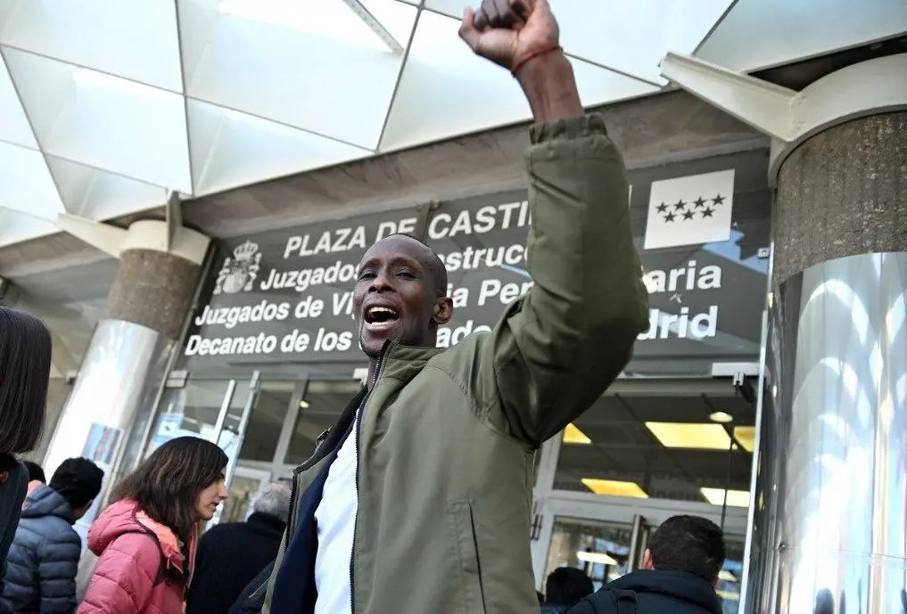 INTERNAZIONALISTAK AUZOLANEAN tweet media