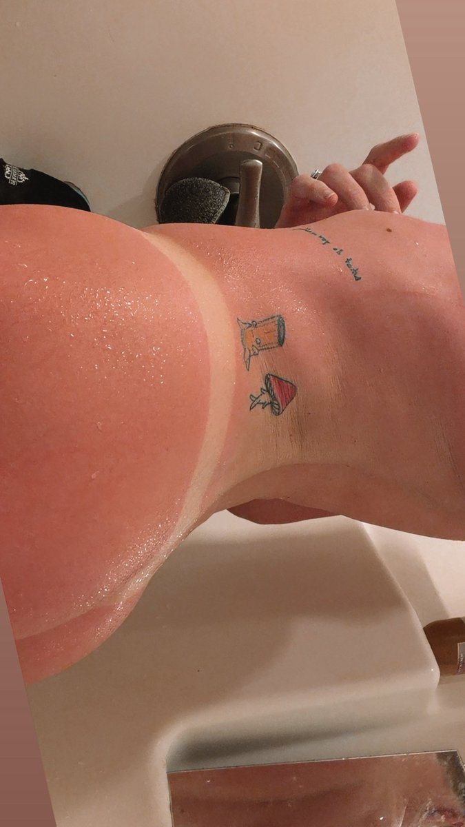 BxtchPudding tweet media