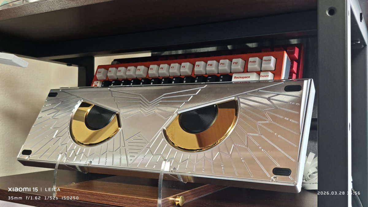 モラクレ tweet media