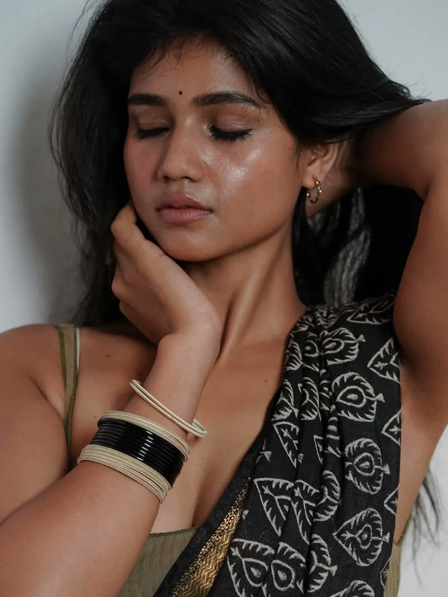 ActrezHub's tweet image. #JharnaKajolSarkar #KajolSarkar #Kajol