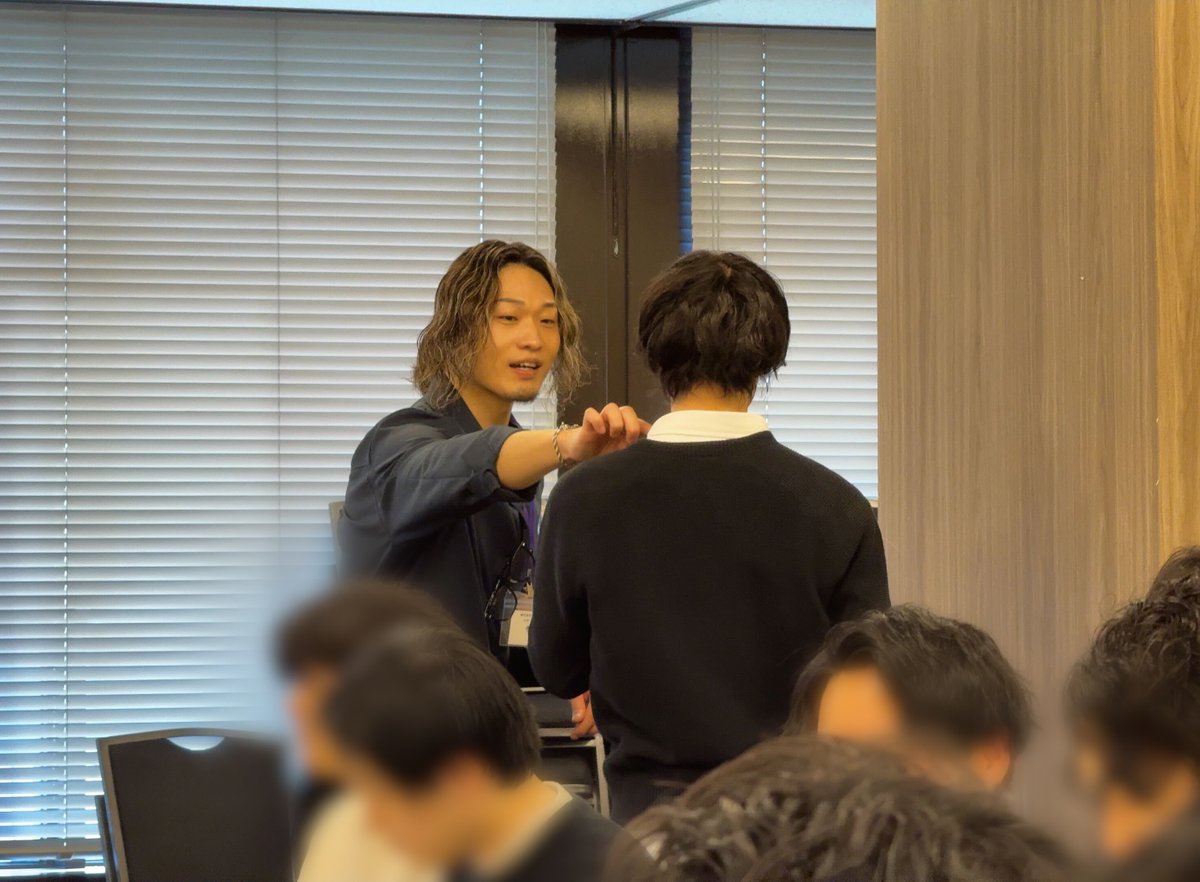 魅力の大学 【公式】 tweet media