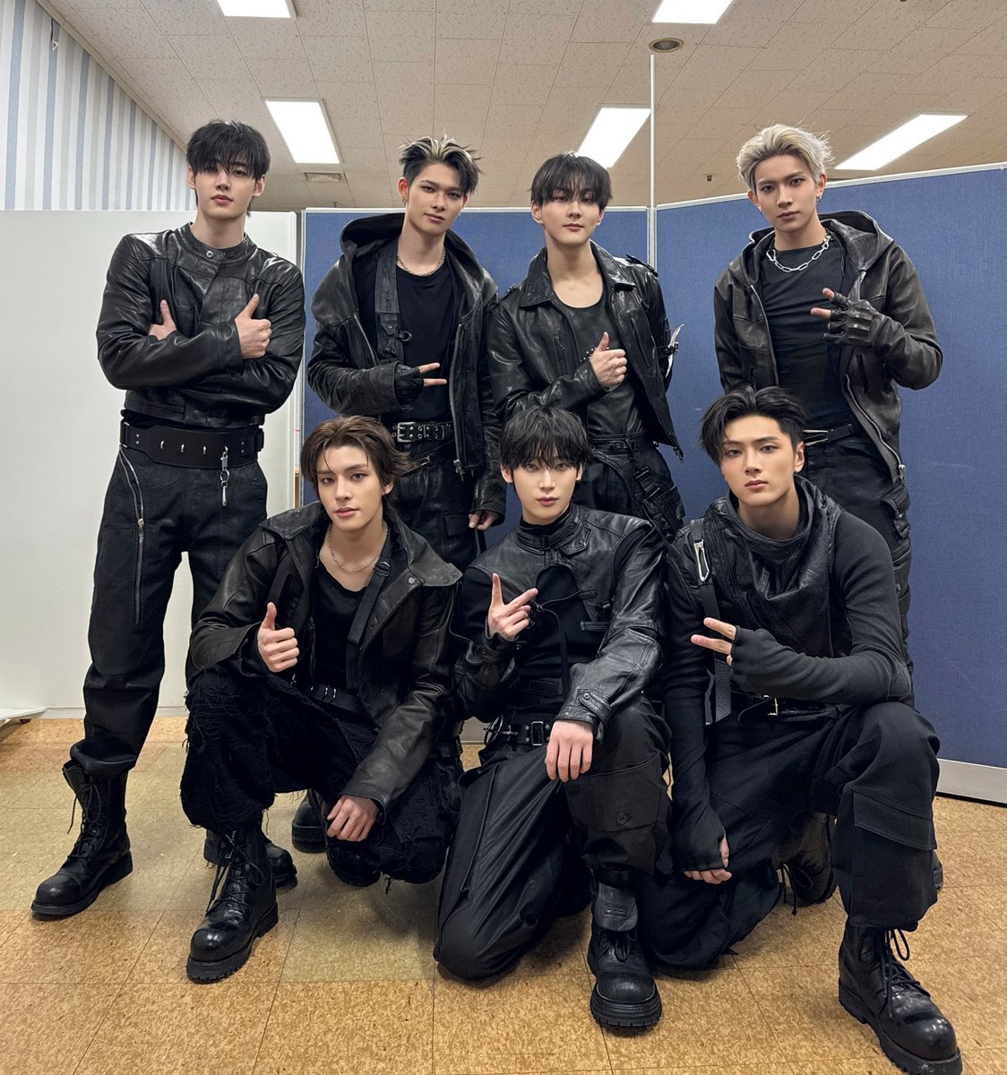 vic ⁷ ; ENHYPEN IS 7 tweet media