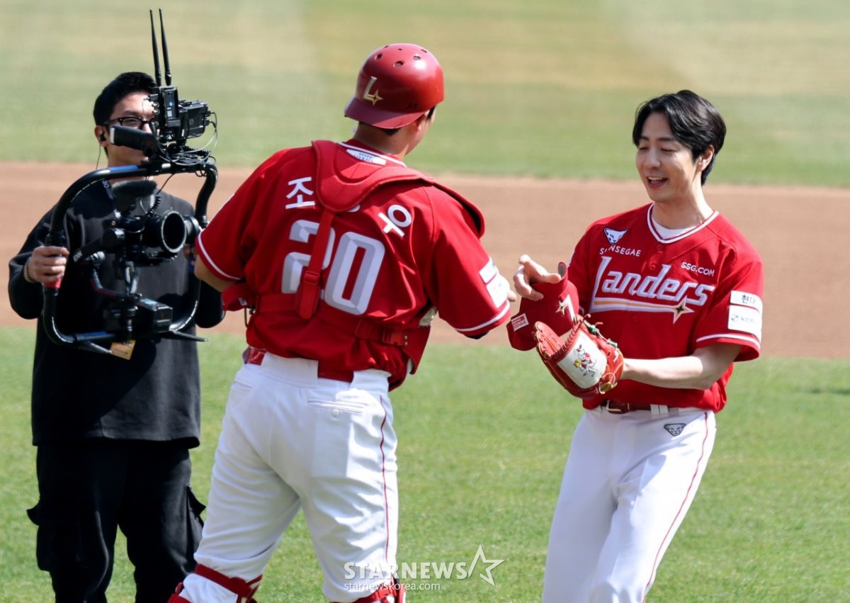 rmshffldkao's tweet photo. ��장통느끼는중 https://t.co/OYuTUPX93K