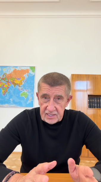 Poslední skaut™ tweet media