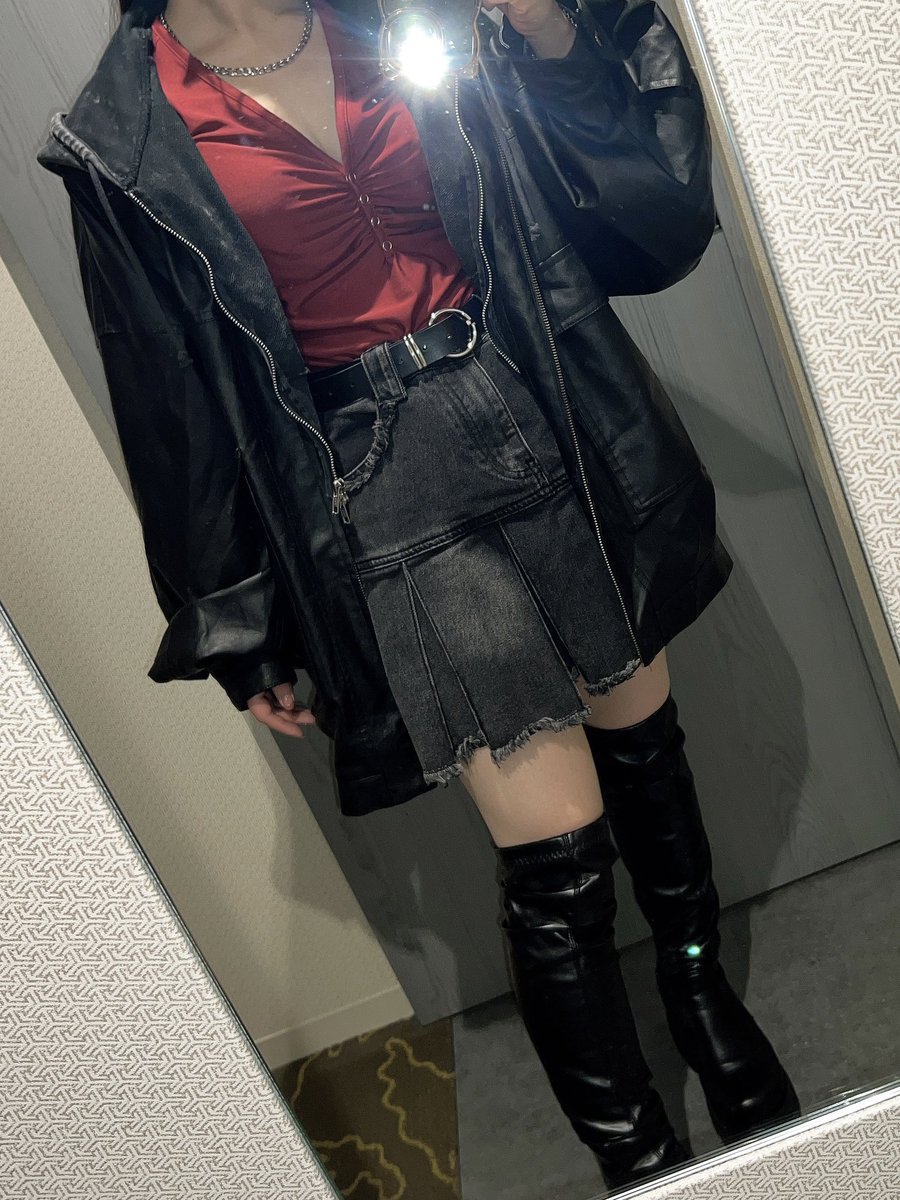 あると tweet media