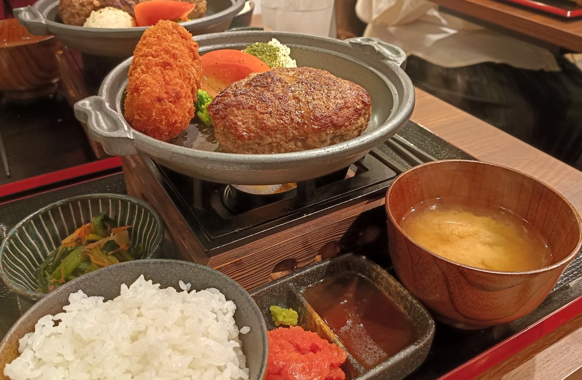 あいか tweet media