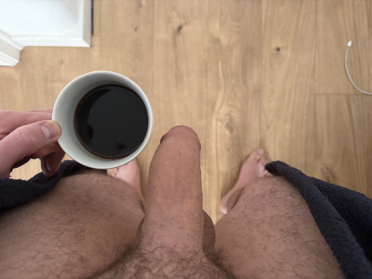 HungDiscreet tweet media