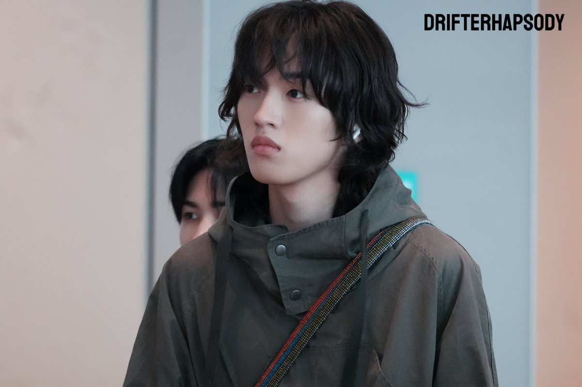 ㄹㄹㄹㄹ tweet media