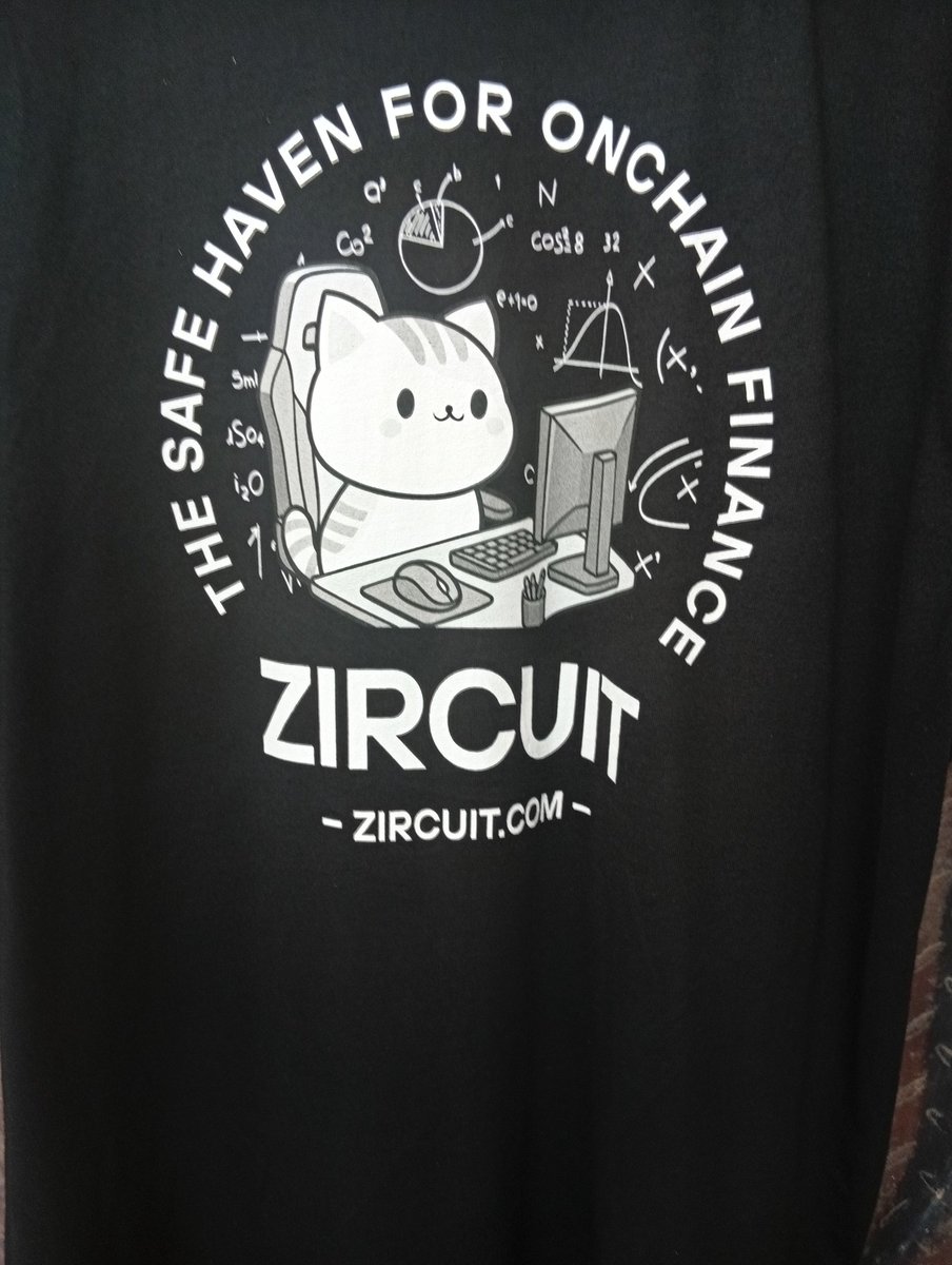 lordsgood's tweet photo. Merch box just dropped from the @Zircuit team.

But honestly, it’s not even about the box.

It’s what it stands for.

A protocol that isn’t chasing hype or packaging risk as “yield”… just quietly doing the work that actually matters in DeFi.

→ Building security into the sequencer
→ Systems that can explain themselves
→ Yield that doesn’t depend on token games

That kind of approach is rare.

And it’s something I’m genuinely proud to rep.

Pushing for a safer path in on-chain finance.

gmeow 💛