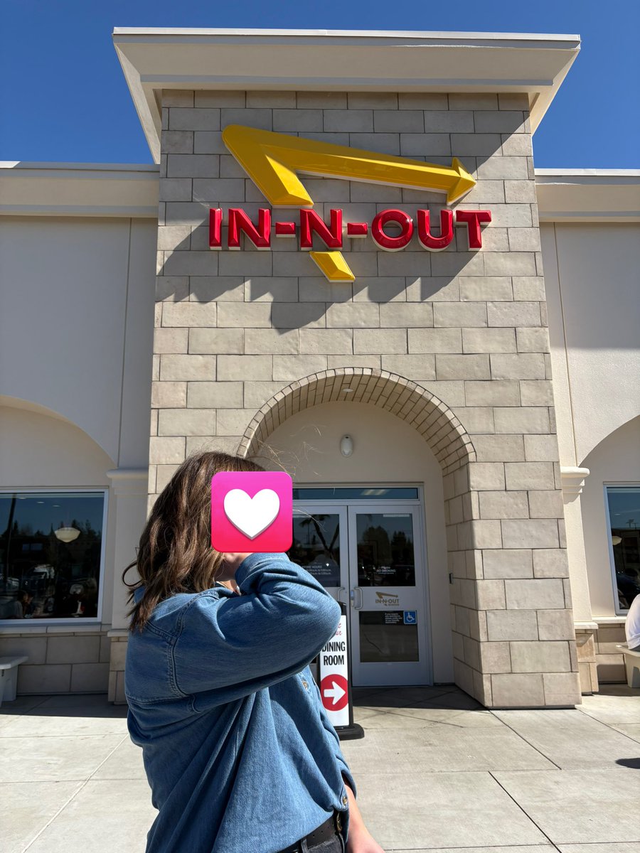 hailey ⁴⊬★🪩🎱🐞 tweet media