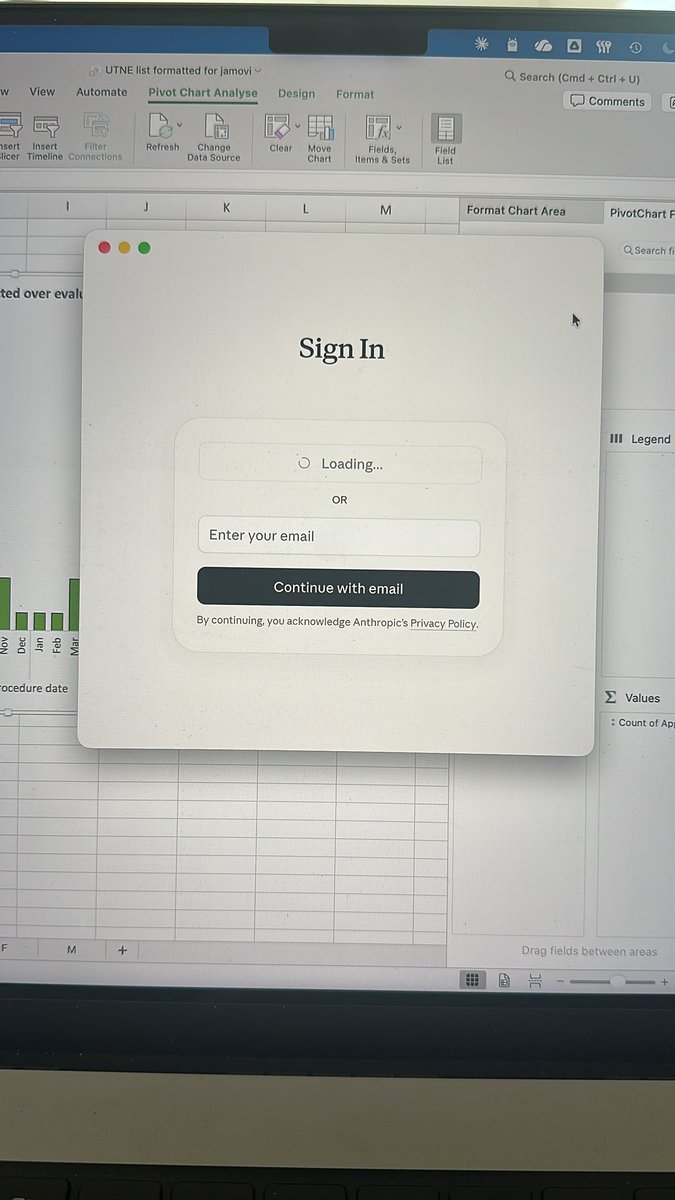 PavSoor's tweet photo. Everyone raving about @claudeai and yet when I try and load it on my Mac it’s stuck here. https://t.co/JfqnDW3coU