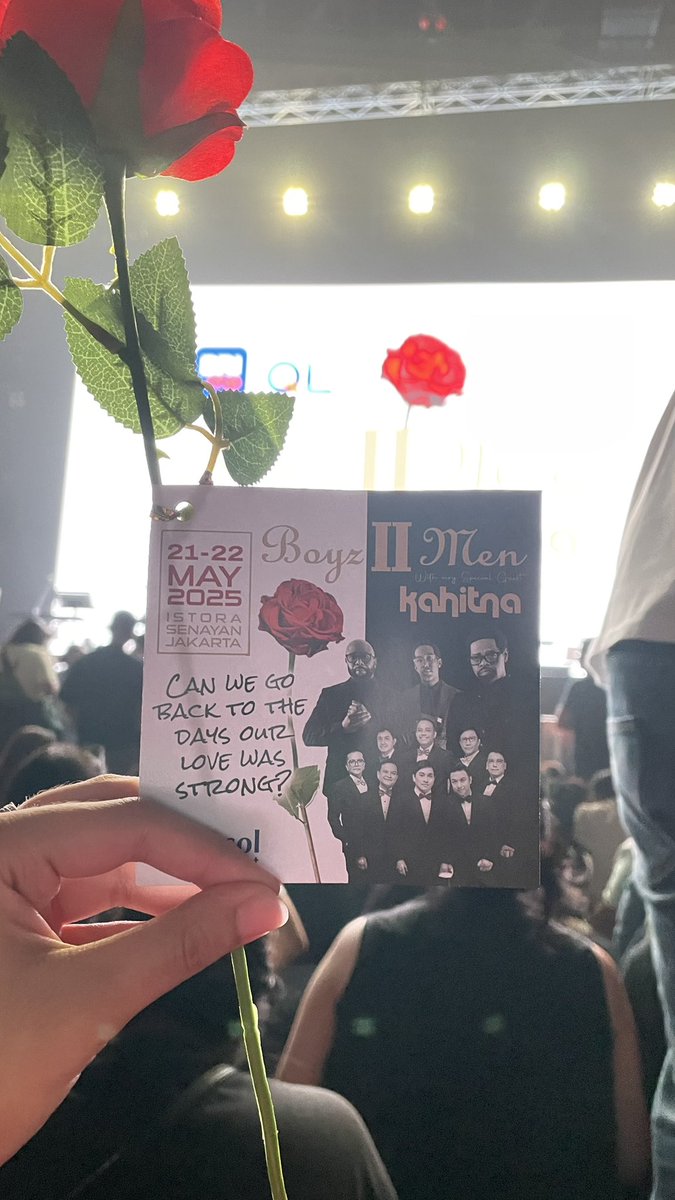 ʕᵔﻌᵔʔ tweet media