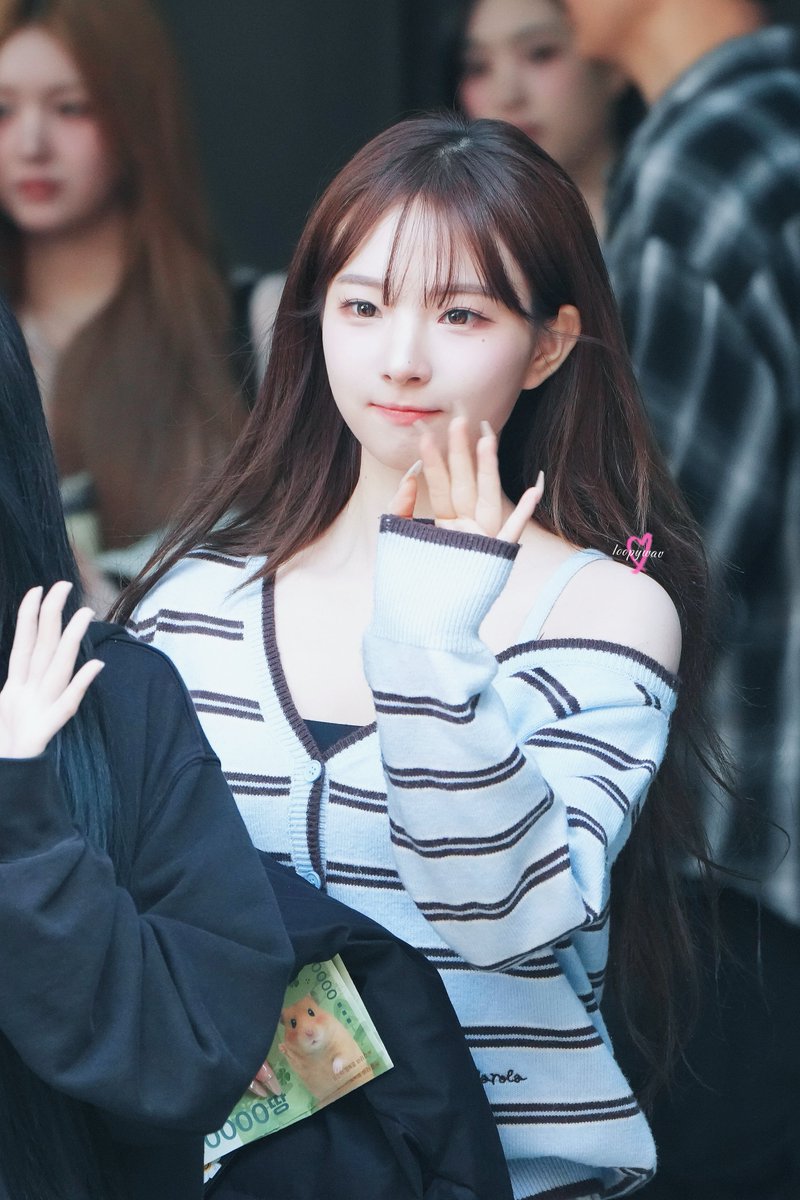 1921dotcom tweet media