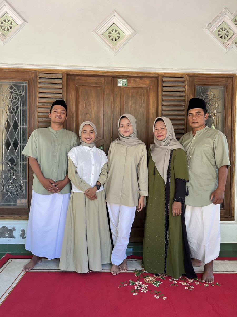 amaliaalfnt's tweet photo. Lebaran 2026 - 1447 H https://t.co/RiXshrmOmH