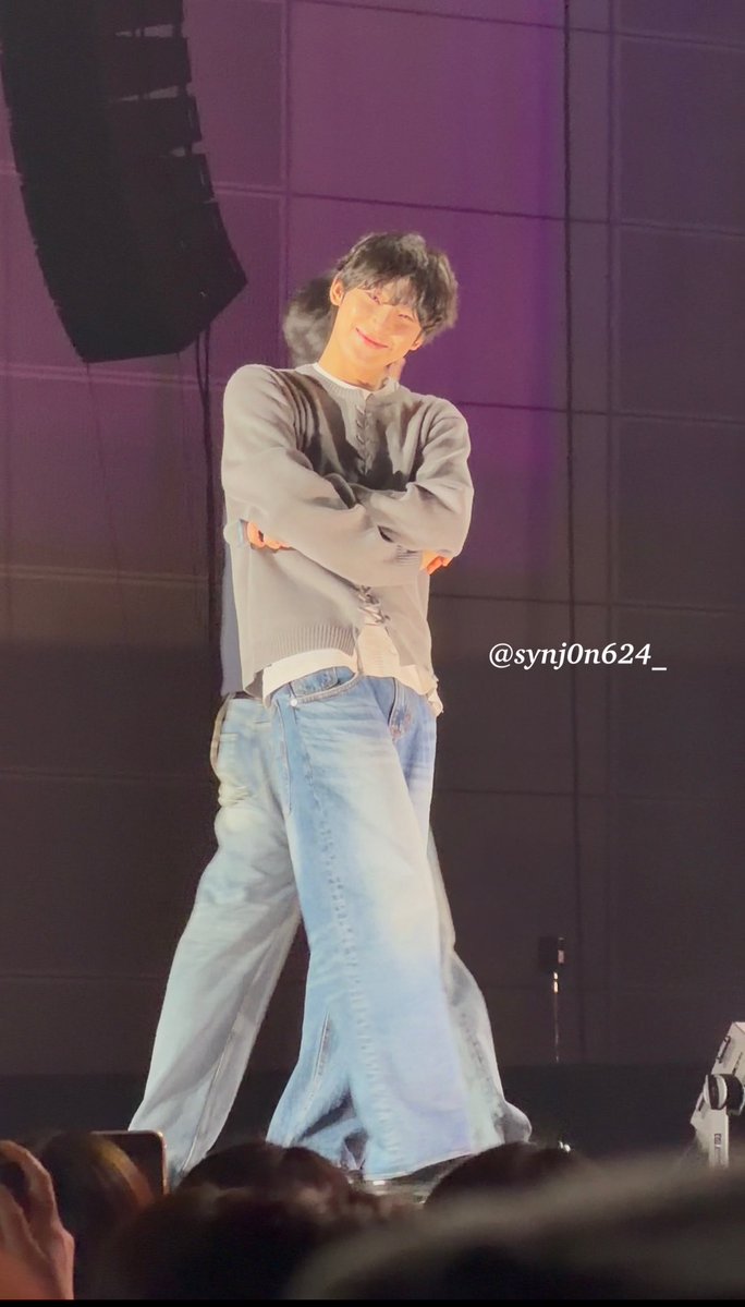 도토리 tweet media