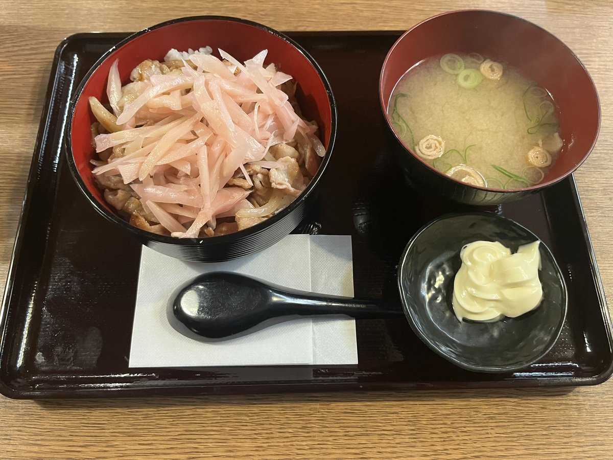 ぴろりん tweet media