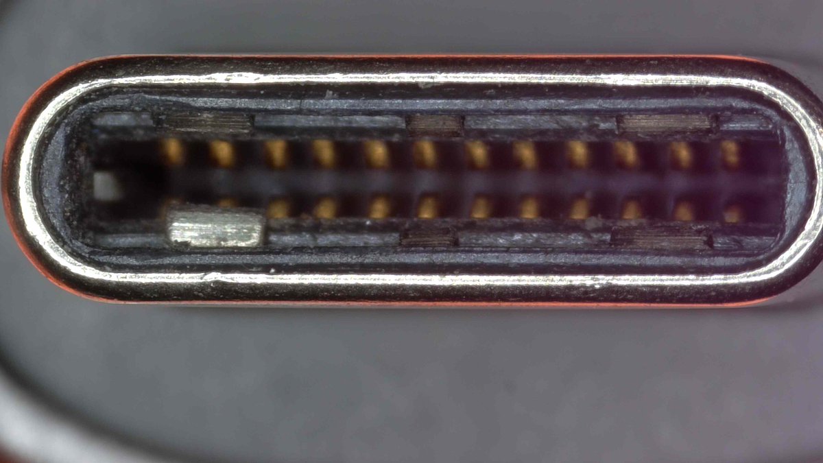 あろえ tweet media