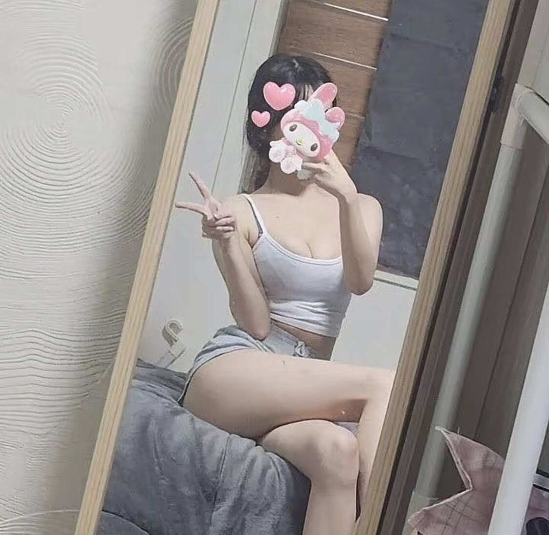 xiaoya8890's tweet photo. 嗨…如果你剛好滑到這裡    
可以留個 ❤️ https://t.co/ir3OnJzjAc