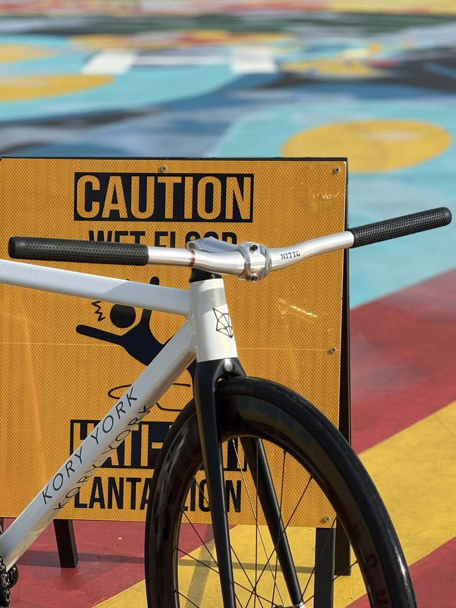 yanadevvil tweet media