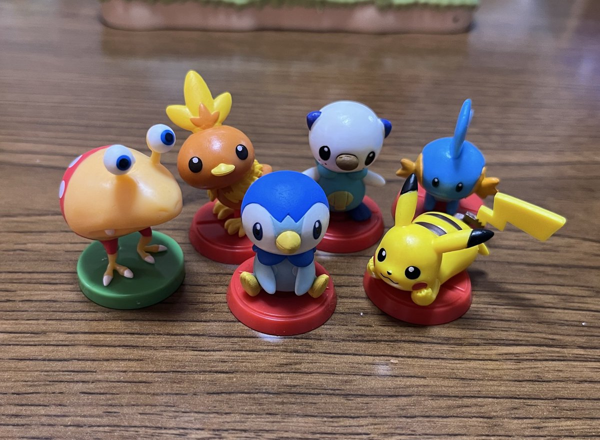 もかしろ tweet media