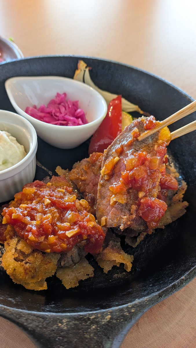 HHH（トリプルH）🌼🌼🌼🌼🌼 tweet media