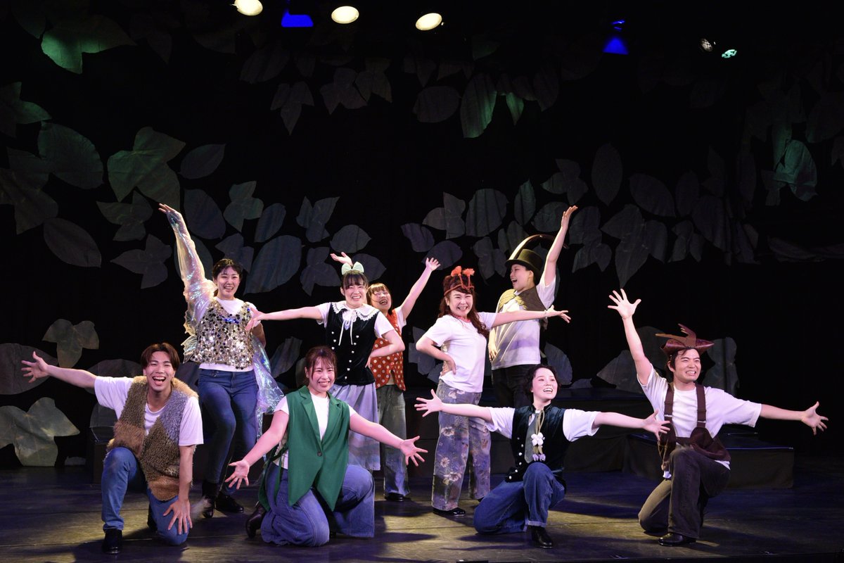 itsfollies's tweet photo. 🐞開幕しました！🦋
イッツフォーリーズ新人公演
ミュージカル「ファーブル昆虫記」浅草九劇 
3月28日（土）18時
29日（日）12時／16時
🐜上演時間 1時間20分 休憩なし
🐝当日券 各回若干枚 開演の30分前〜販売
🦗ご来場前に公演サイトのinformationをご一読ください
https://t.co/xtCB1aaBDE https://t.co/goeSmtM1wk