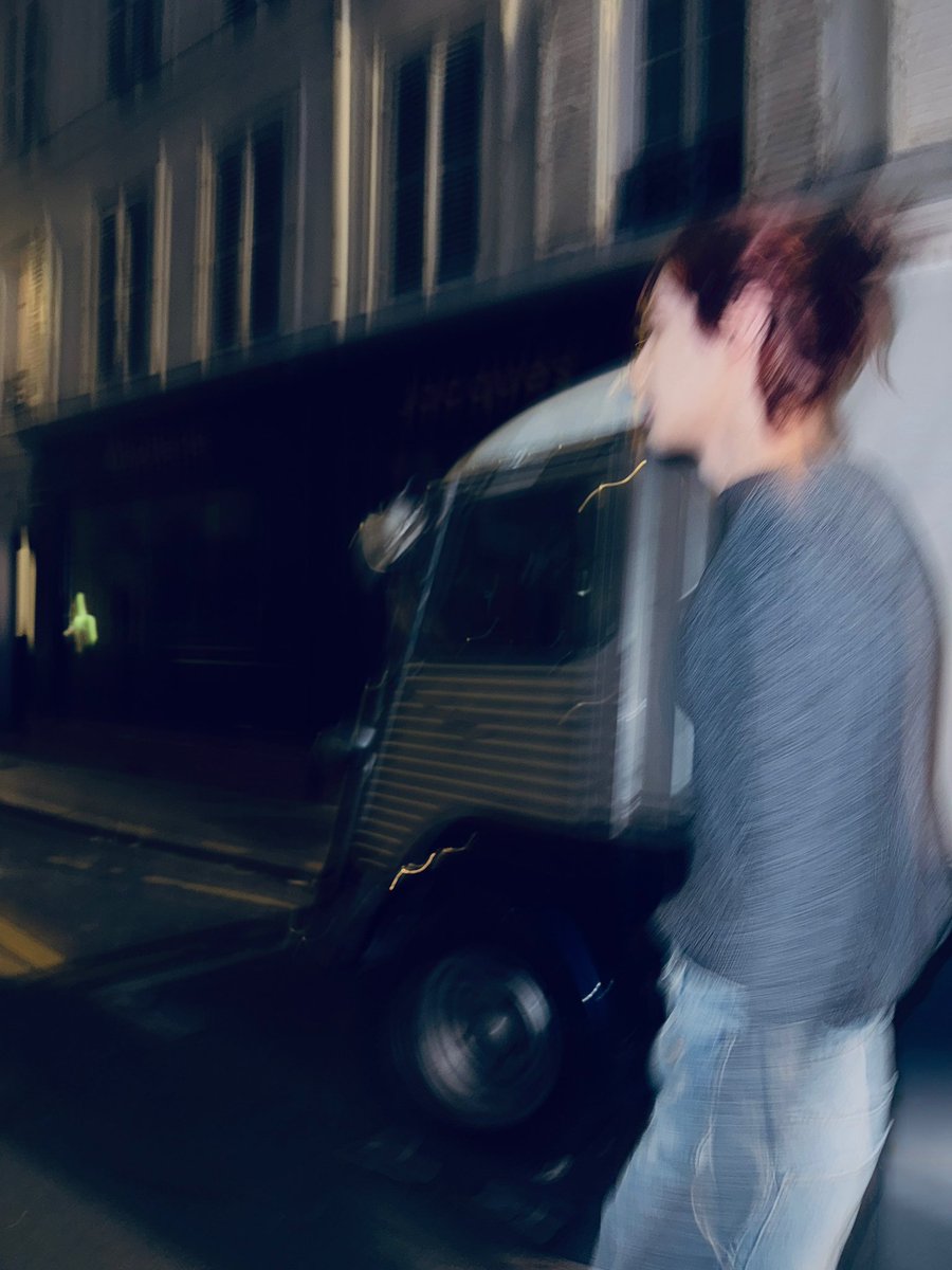 sanihanies's tweet photo. are these pics blurry bcs ts was buzzed as hell when he took them https://t.co/gDgGPk4USf